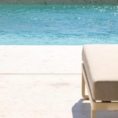 Karma Hh With Pool * Zára