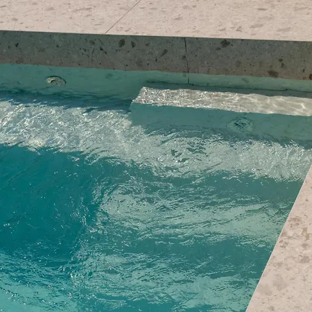 Nyaraló Karma Hh With Pool Zára